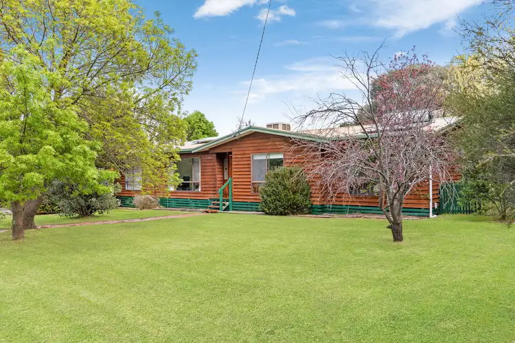 15 Goldsmiths Road, Eaglehawk VIC 3556