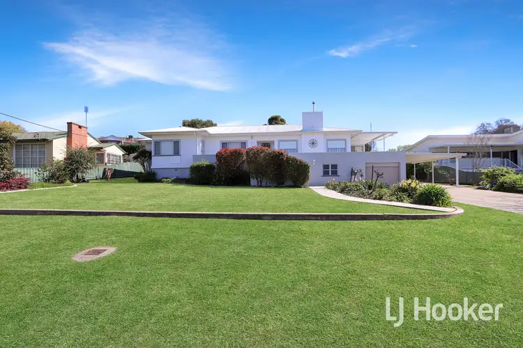 25-27 Gordon Street, Inverell NSW 2360