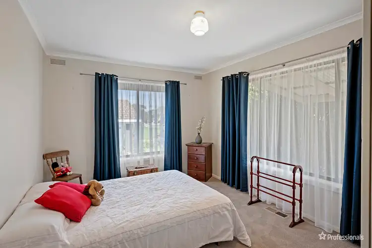 Third view of Homely house listing, 2 Hillview Avenue, Maryborough VIC 3465