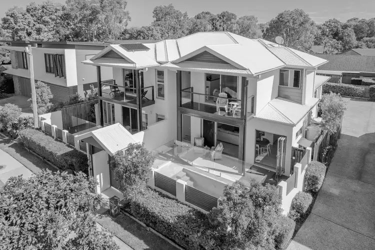 2/19 Nannygai Street, Noosaville QLD 4566