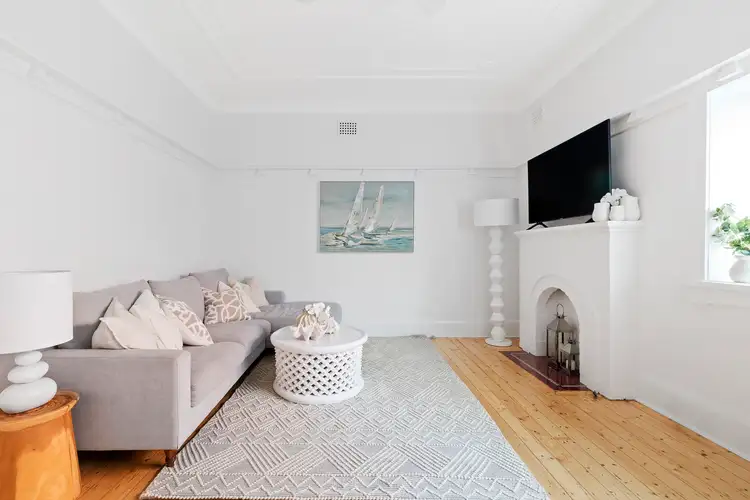 Second view of Homely semi-detached listing, 2/16 Quinton Road, Manly NSW 2095