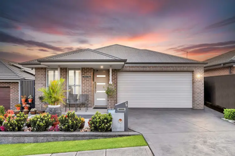 5 Gemini Street, Riverstone NSW 2765