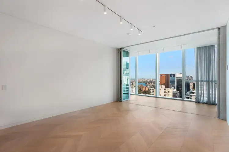 2206/168 Walker Street