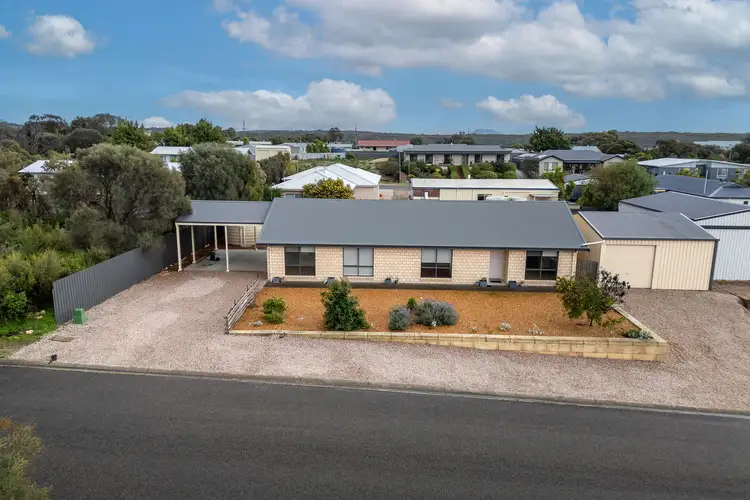 4 Patrick Street, Coffin Bay SA 5607