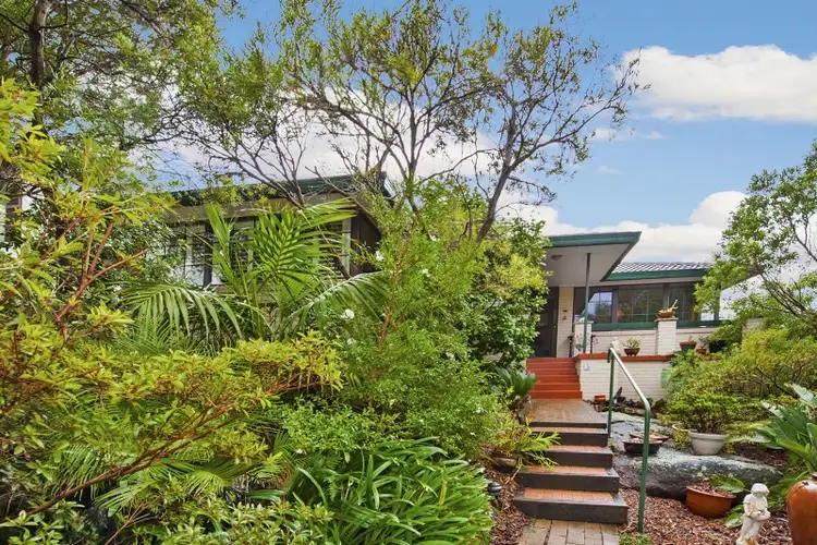 Second view of Homely house listing, 3 Cliff Point Place, Frenchs Forest NSW 2086