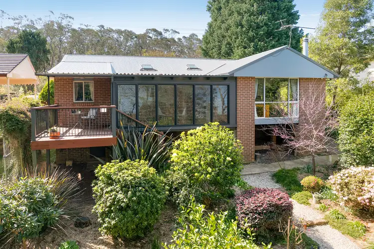 14 Bass Road, Wentworth Falls NSW 2782
