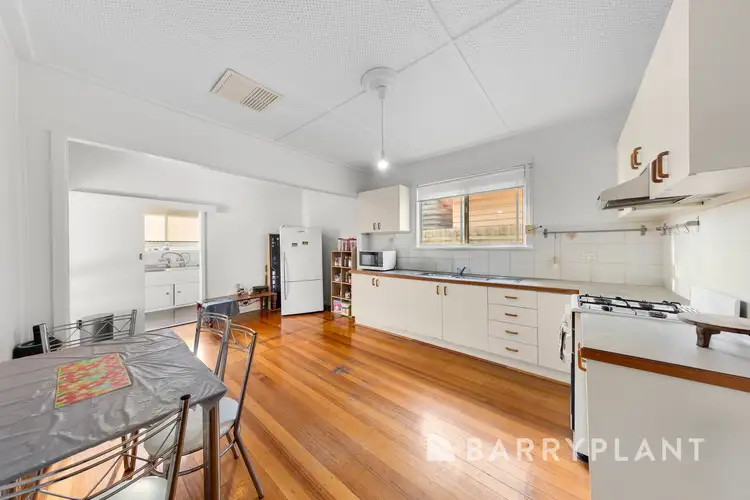 Sixth view of Homely unit listing, 1/21 Oberon Avenue, St Albans VIC 3021