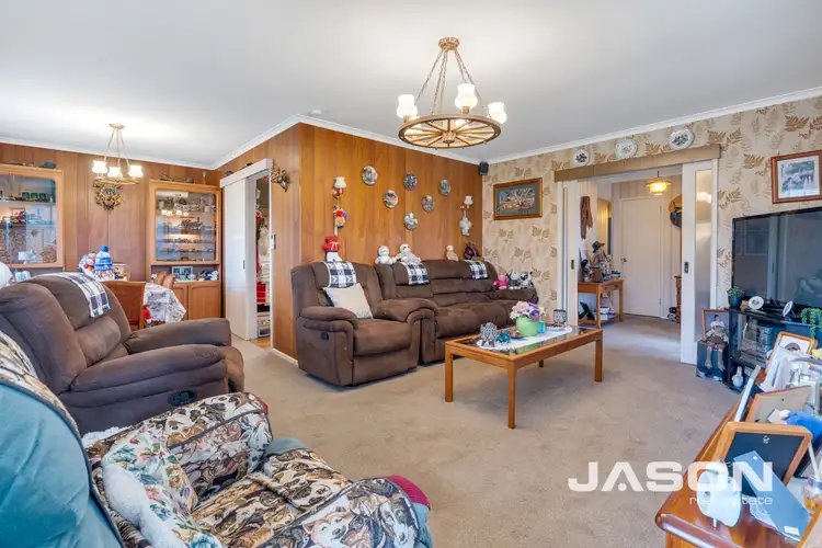 Fifth view of Homely house listing, 10 Marmal Court, Tullamarine VIC 3043