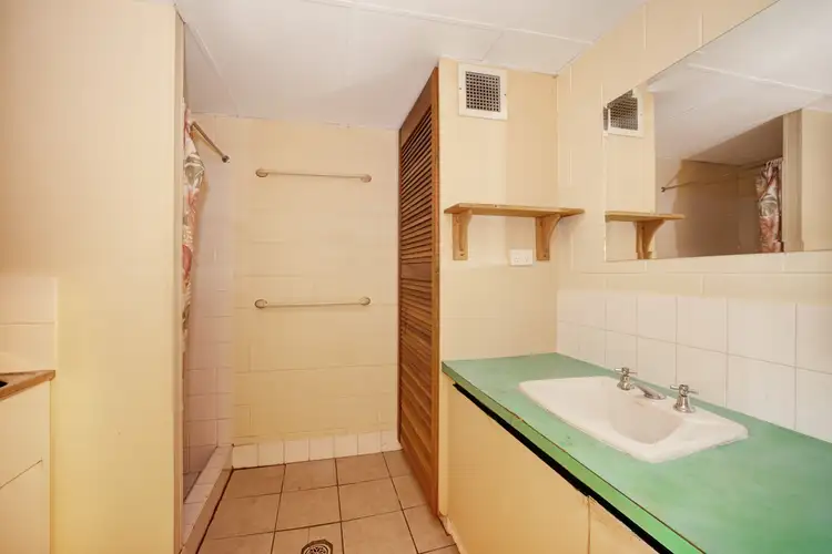 Sixth view of Homely unit listing, 5/16 Old Common Road, Belgian Gardens QLD 4810