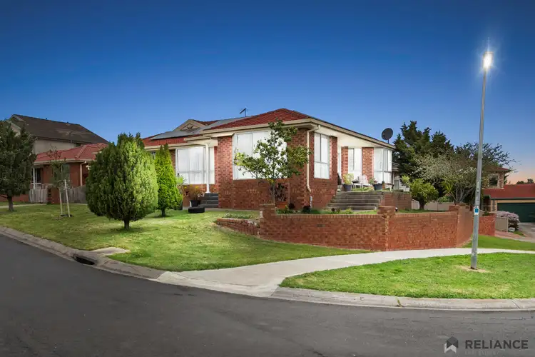 11 Bronco Court, Meadow Heights VIC 3048