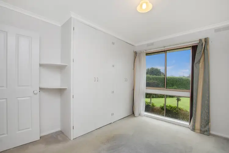 Fifth view of Homely house listing, 2 Wiltshire Court, Portland VIC 3305