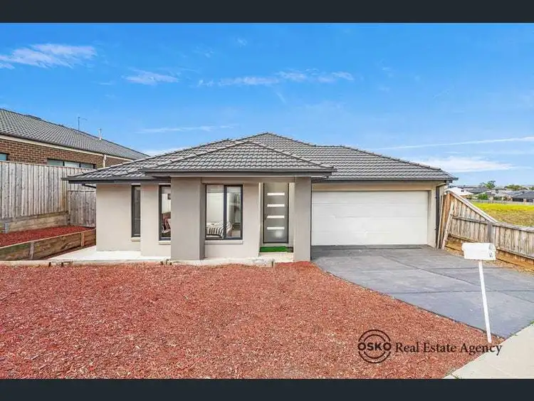 41 Holman Crescent