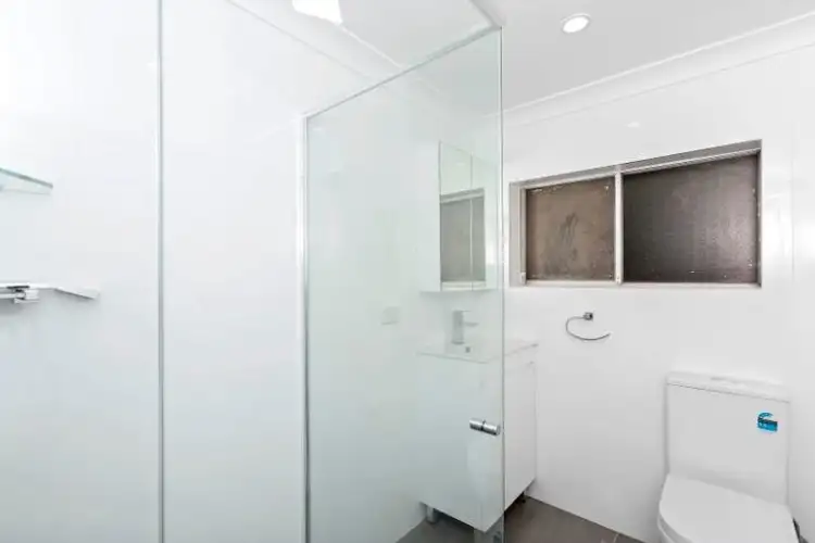 Third view of Homely apartment listing, 2/41 Mitchell Street, Chifley NSW 2036