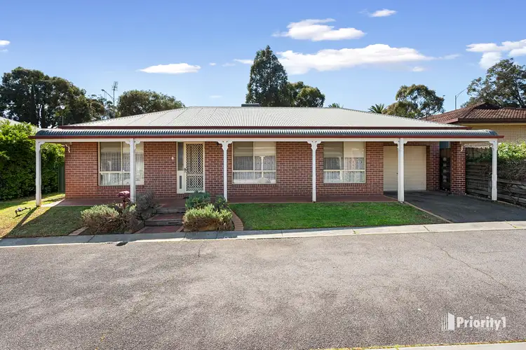 3/1 Curtin Street, Kennington VIC 3550
