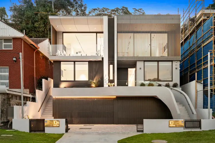 10 Kyle Parade, Kyle Bay NSW 2221