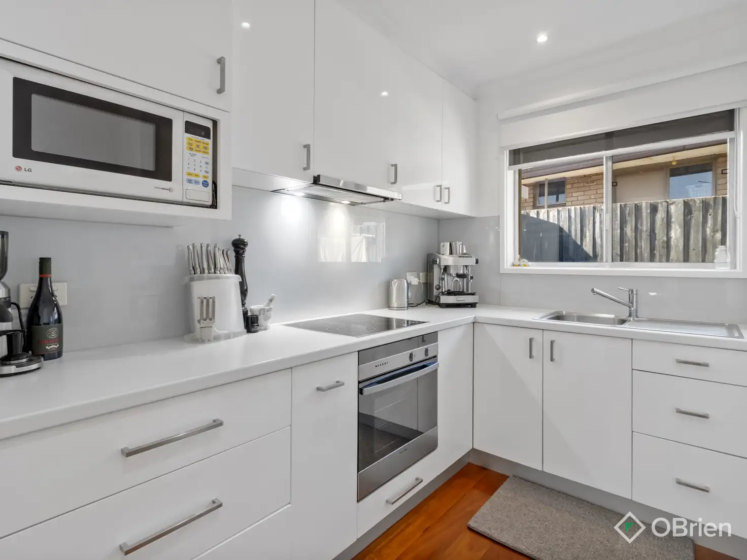 Main view of Homely unit listing, 1/41-43 Brownfield, Mordialloc VIC 3195