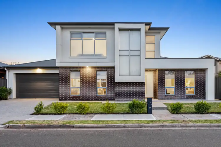 2A Ruddock Avenue, Hilton SA 5033
