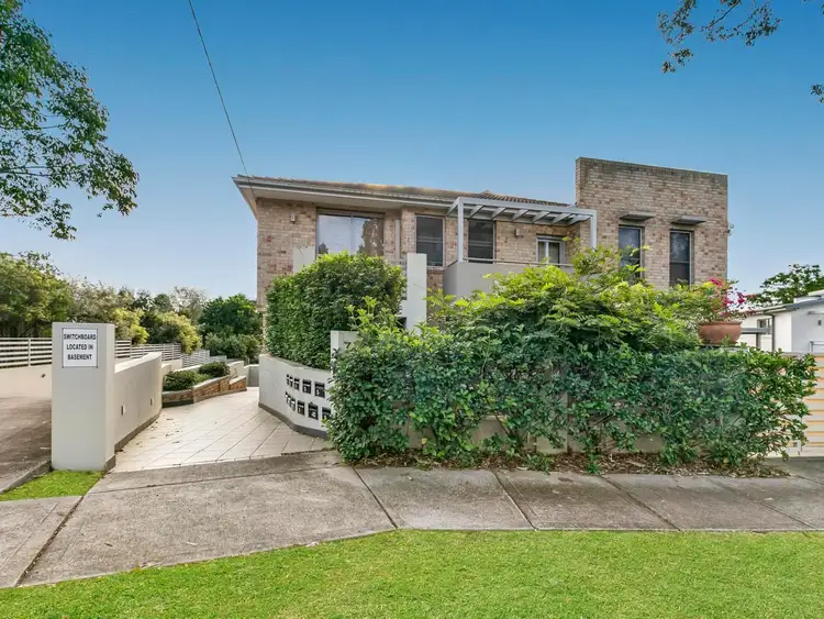 8/7-9 McArdle Street