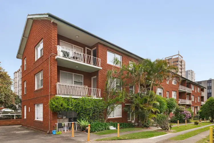 4/4 Belmore Street, Burwood NSW 2134