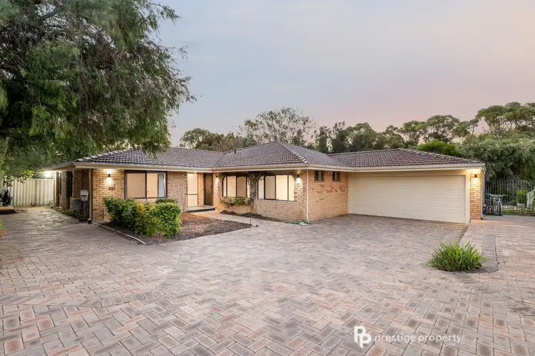11 Balmoral Way, Kallaroo WA 6025