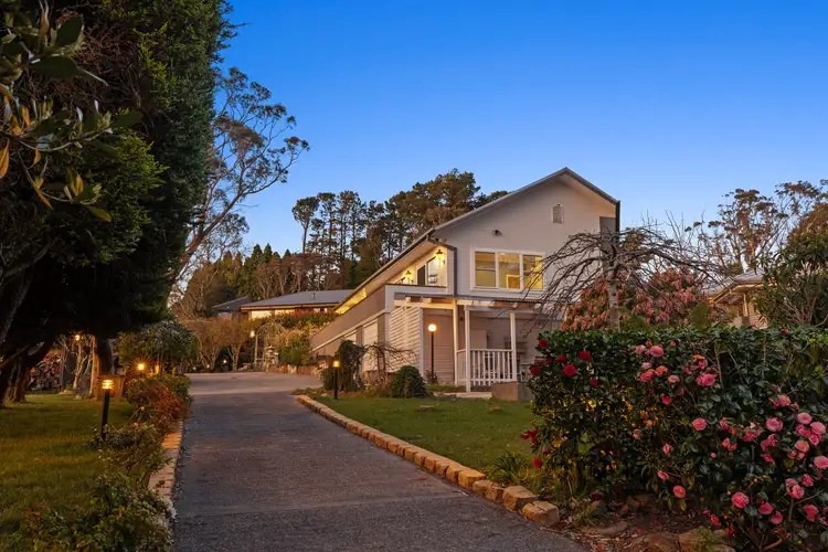 213-215 Cliff Drive, Katoomba NSW 2780