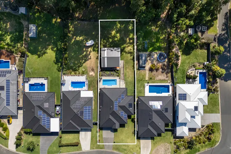 4 Forest View Close