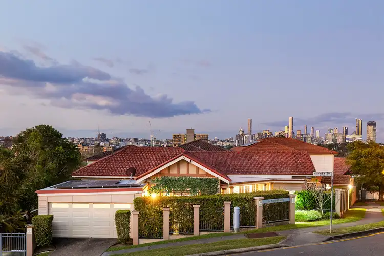 3/58 Highview Terrace, St Lucia QLD 4067