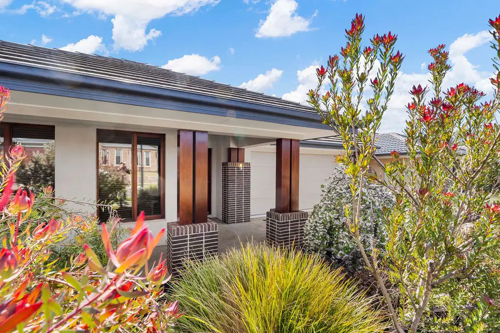 Main view of Homely house listing, 8 Lomandra Avenue, Maddingley VIC 3340