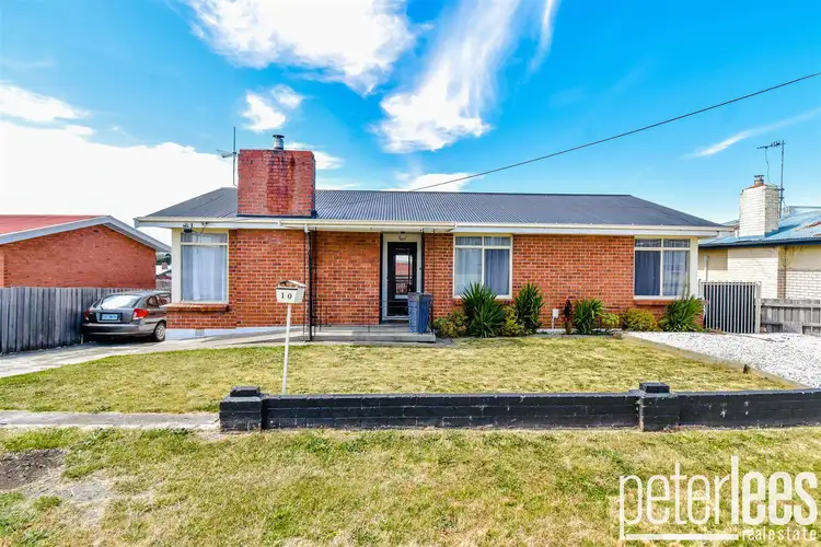 10 Paringa Avenue, Newnham TAS 7248