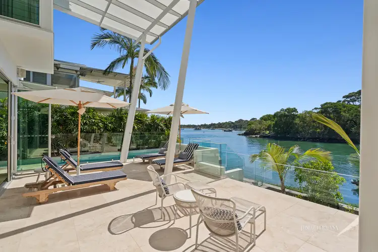 10 Noosa Parade