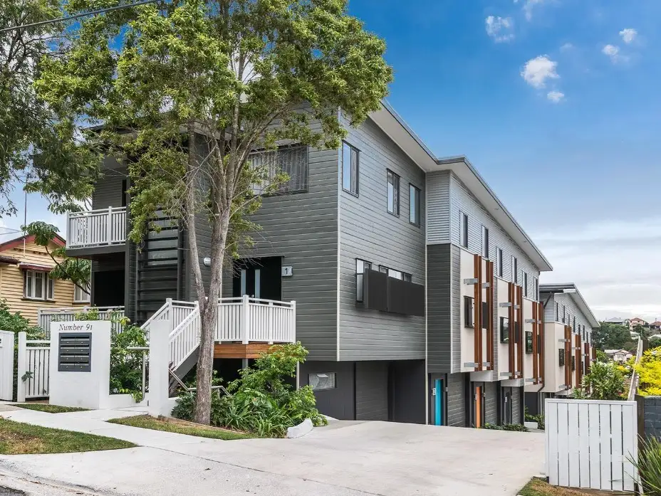 Main view of Homely townhouse listing, 5/91 Sackville Street, Greenslopes QLD 4120
