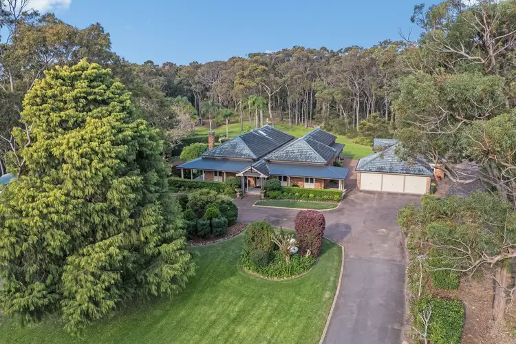 4 Elmwood Close, Belmont North NSW 2280