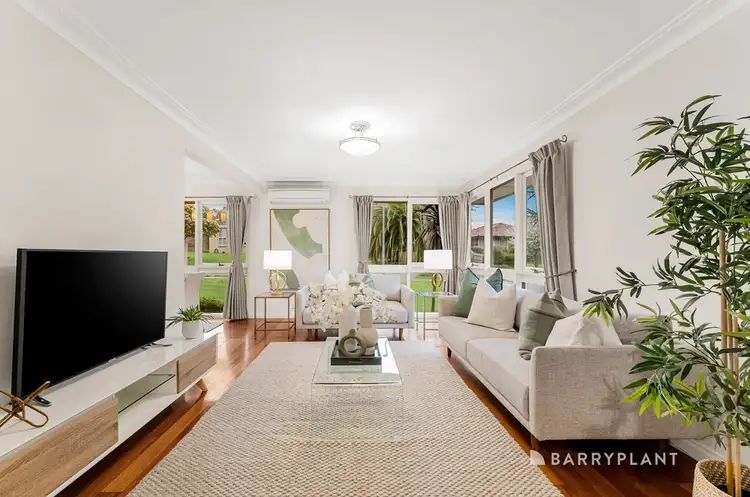 Second view of Homely house listing, 5 Wimbourne Court, Wantirna VIC 3152