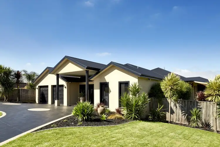 14 Arthurs Drive, Warragul VIC 3820
