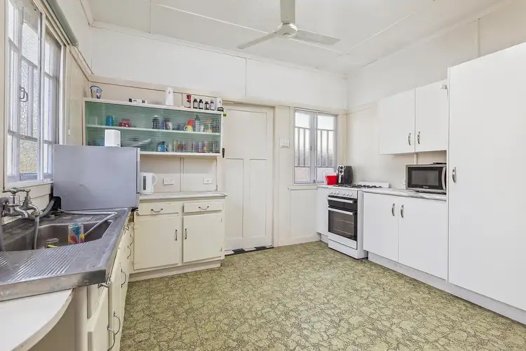 Fifth view of Homely house listing, 403 Bolsover Street, Depot Hill QLD 4700