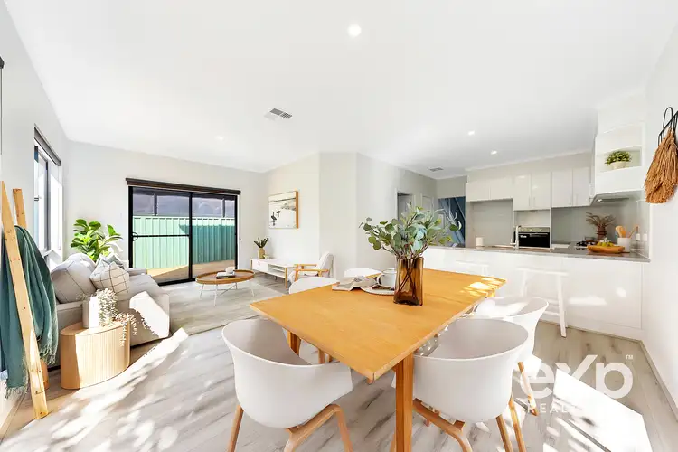 23 Lakefield Crescent, Mawson Lakes SA 5095