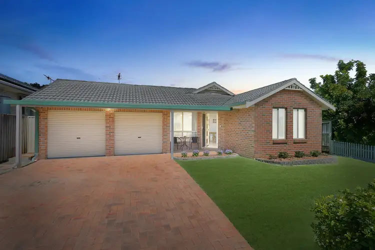 25 Raintree Terrace, Wadalba NSW 2259