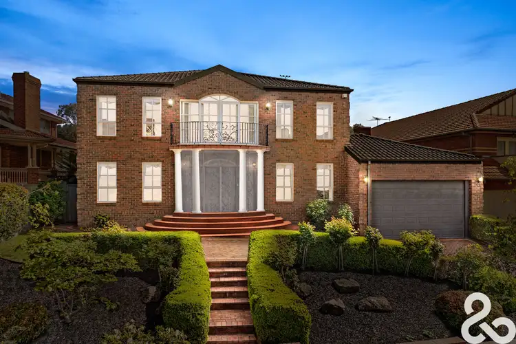 89 Blossom Park Drive, Mill Park VIC 3082