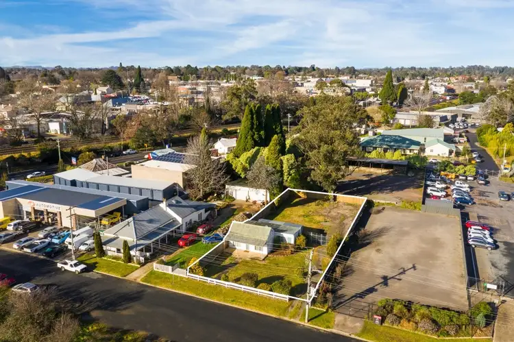 4 Mount Road, Bowral NSW 2576