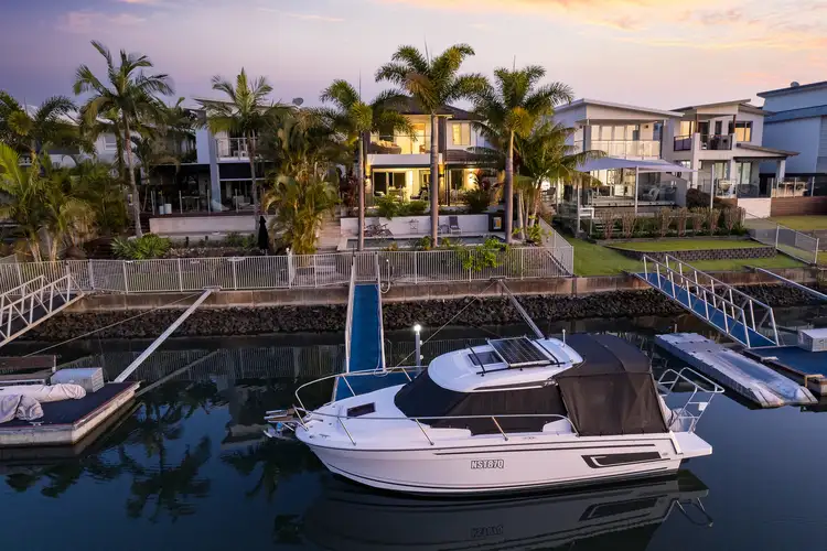 26 River Links Boulevard East, Helensvale QLD 4212