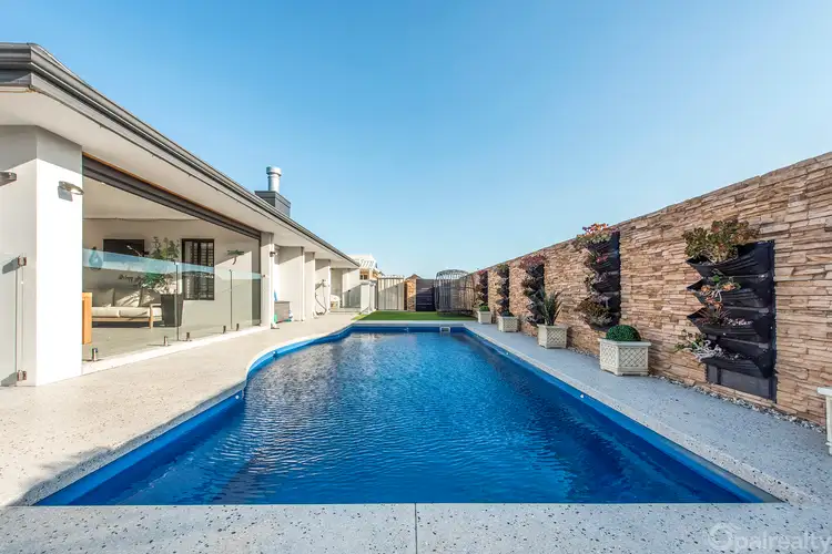 16 Hassars Road, Secret Harbour WA 6173