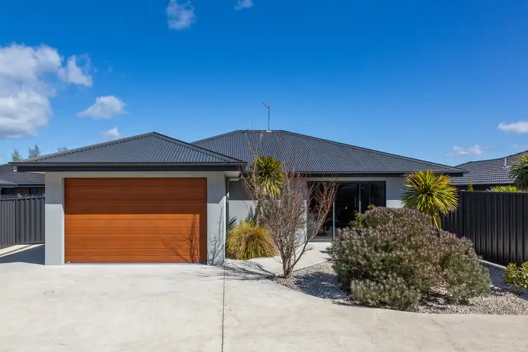 2/19 Carlwood Place, Prospect Vale TAS 7250