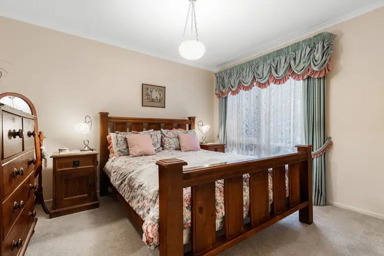 Fifth view of Homely house listing, 8 Dana Court, Rowville VIC 3178