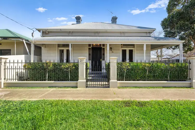 21 Melbourne Place, Alberton SA 5014