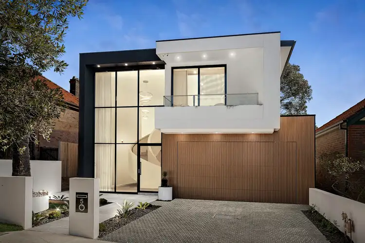 5 Lydham Avenue