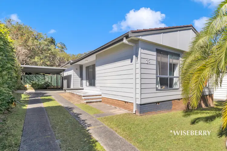 75 Catherine Street, Mannering Park NSW 2259