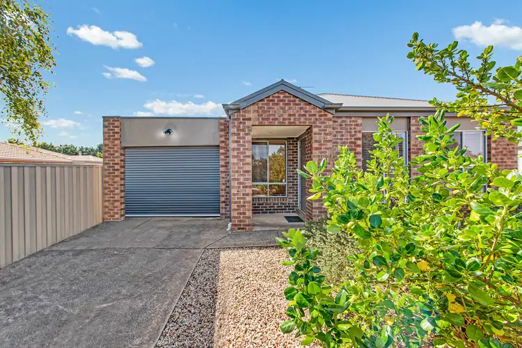 12/20 Somerton Court, Darley VIC 3340