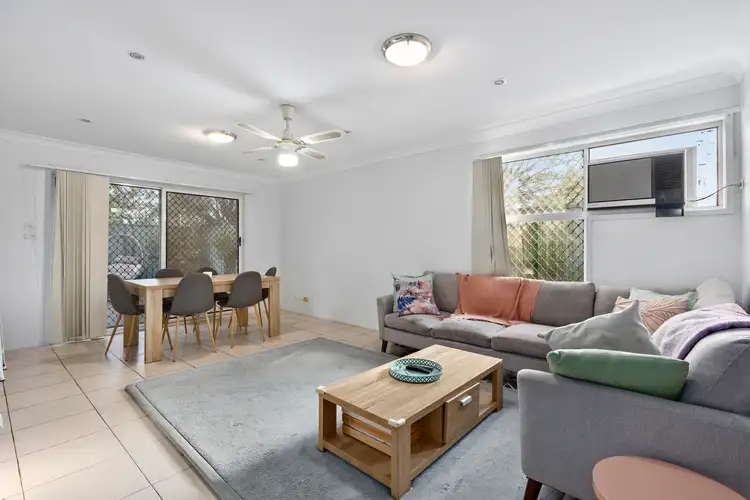 Second view of Homely villa listing, 16/1 Myrtle Street, Prospect NSW 2148