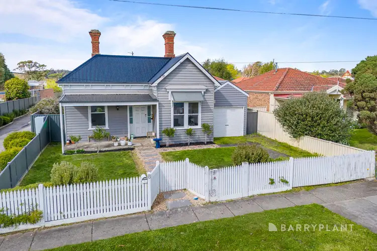 8 Thompson Street, Brown Hill VIC 3350