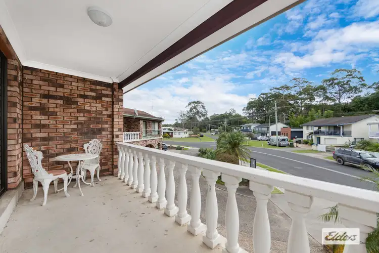 1/2 Foam Street, Surfside NSW 2536